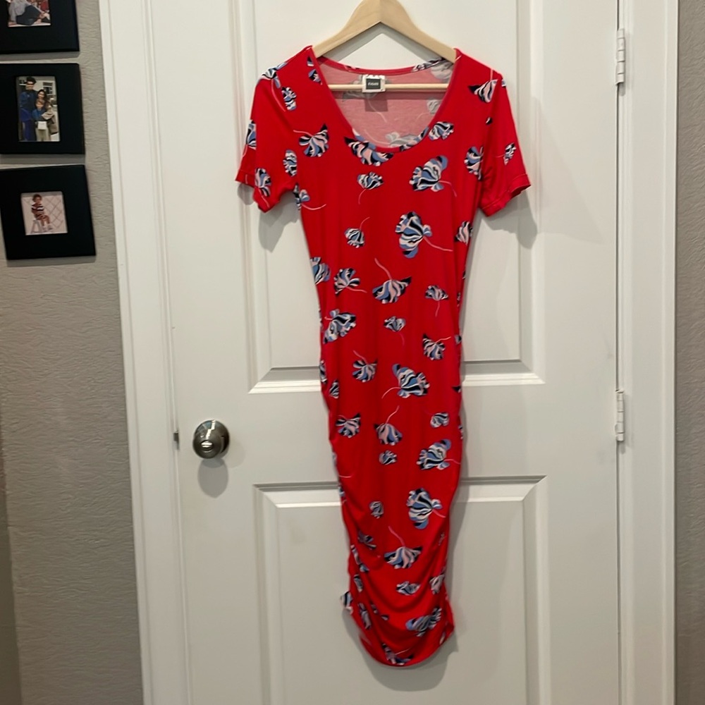 Nom maternity dress size small